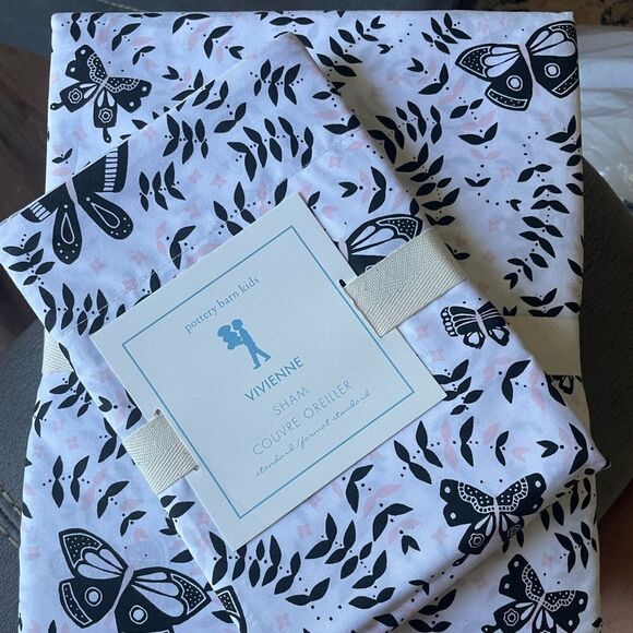 Pottery Barn Kids Vivienne Duvet and Sham - Picture 6 of 6